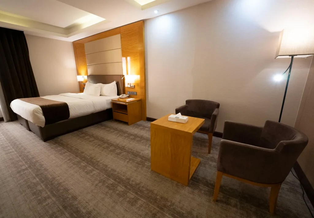 Superior Double or Twin Room(16)