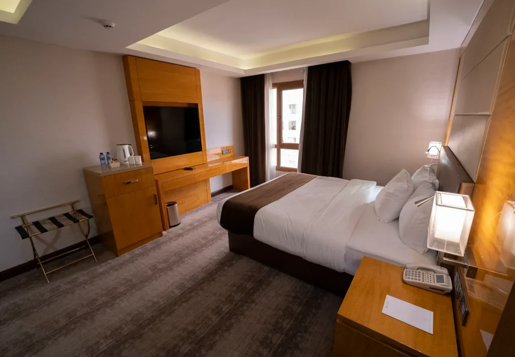 Superior Double or Twin Room(18)